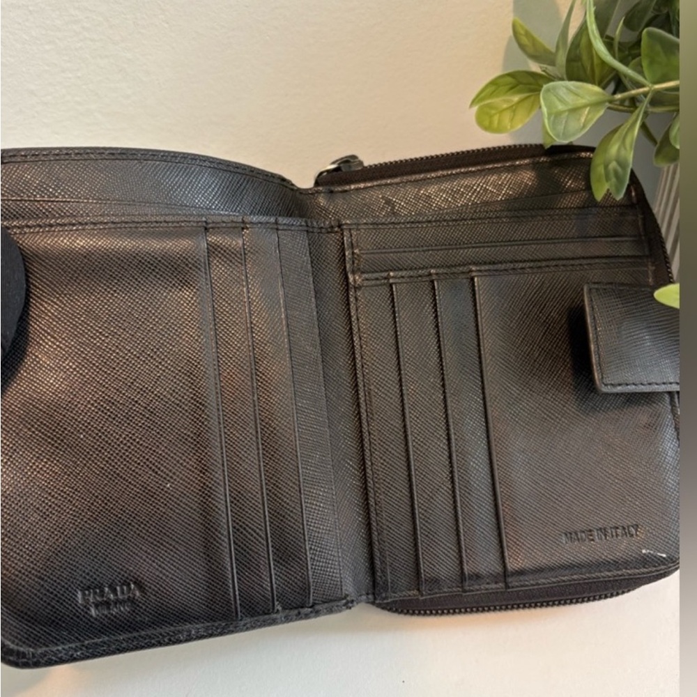 Prada Black woman’s Wallet - Picture 3 of 6